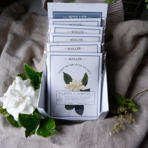 White Gardenia Perfume Drawer Sachets - 6 x Boxed
